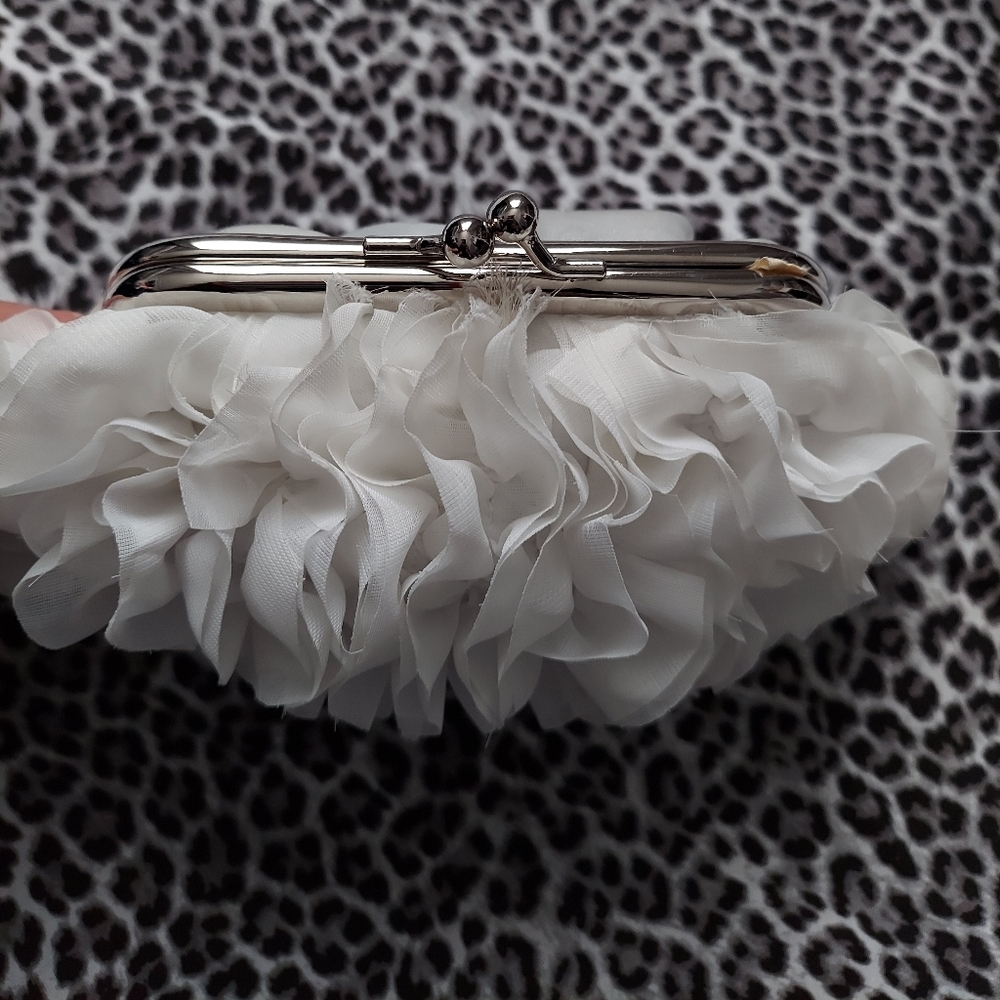 Vintage clutch 💗